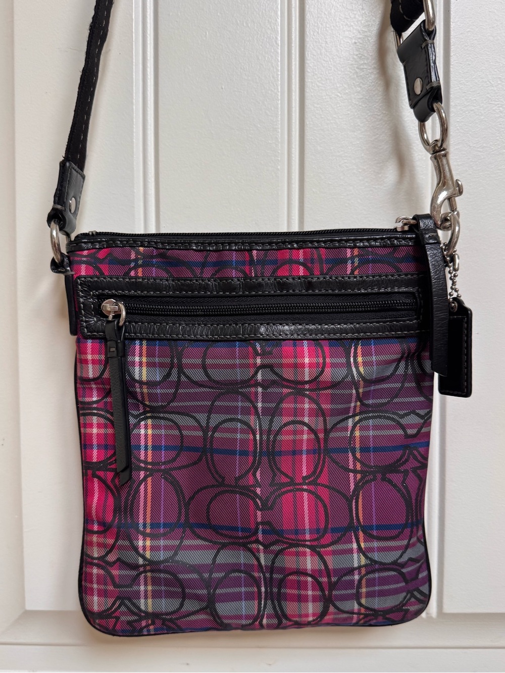 Coach Poppy Purple & Pink Tartan Plaid Crossbody Swingback Bag. 7.5 x 8.5 x 0.5